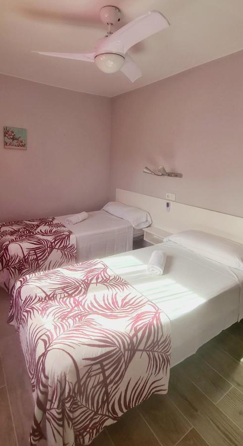 Hostal La Cabana Salou Zewnętrze zdjęcie